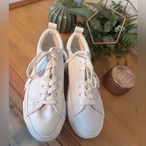 SERNIAL Womens White Platform Sneakers PU Leather